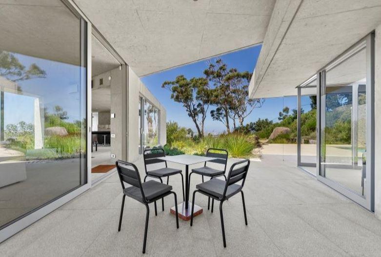 3 Bedroom Property for Sale in Zwaanswyk Western Cape